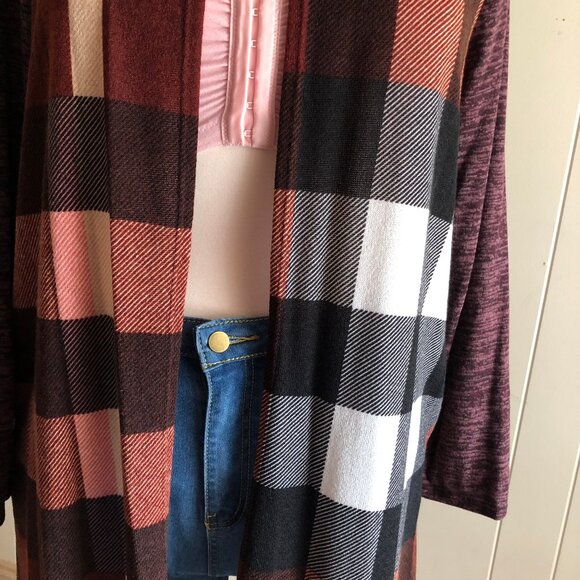 Plaid Hooded Cardigan Sweater Plus Sizes - Picture 6 of 6